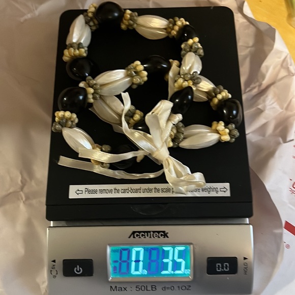 VTG Mini Shell & Lucite Chunky Ribbon Tie Necklace - Picture 13 of 13